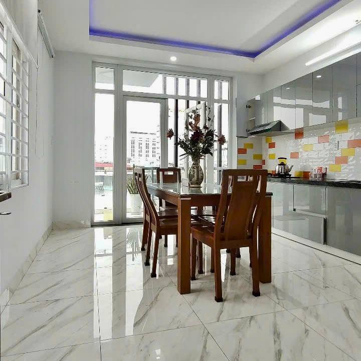 photo_2025-02-16_22-13-18