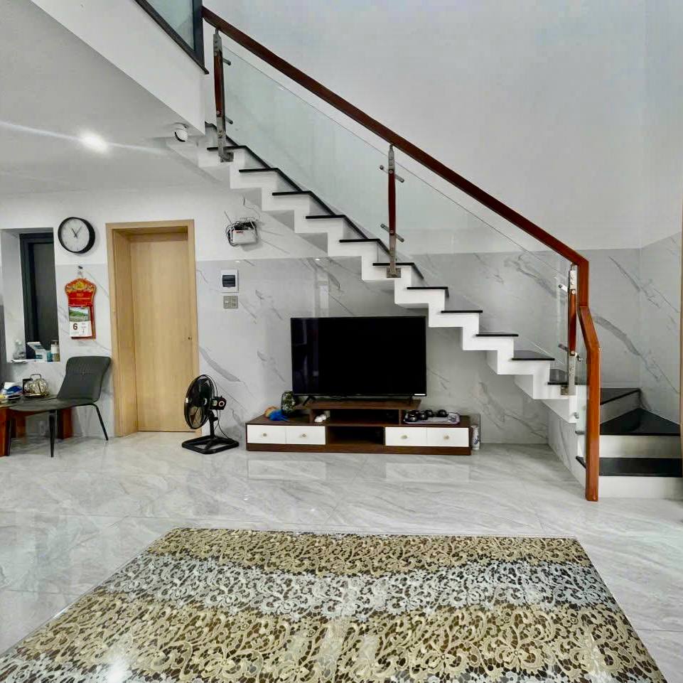 photo_2025-04-04_16-01-48