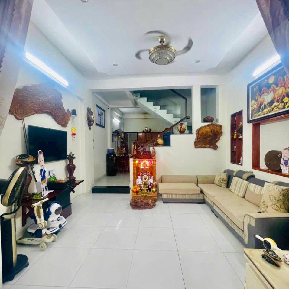 photo_2025-04-15_15-35-15