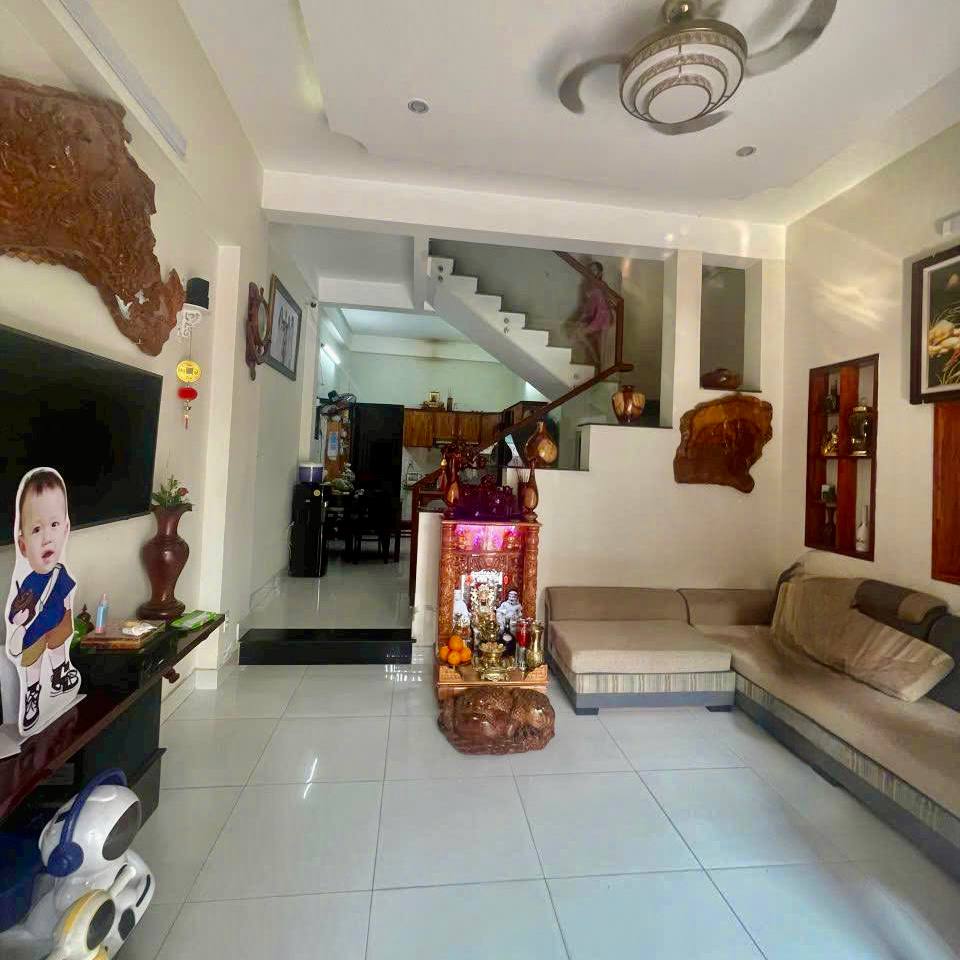 photo_2025-04-15_15-35-17