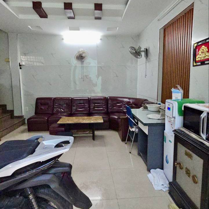 photo_2025-04-18_00-02-55