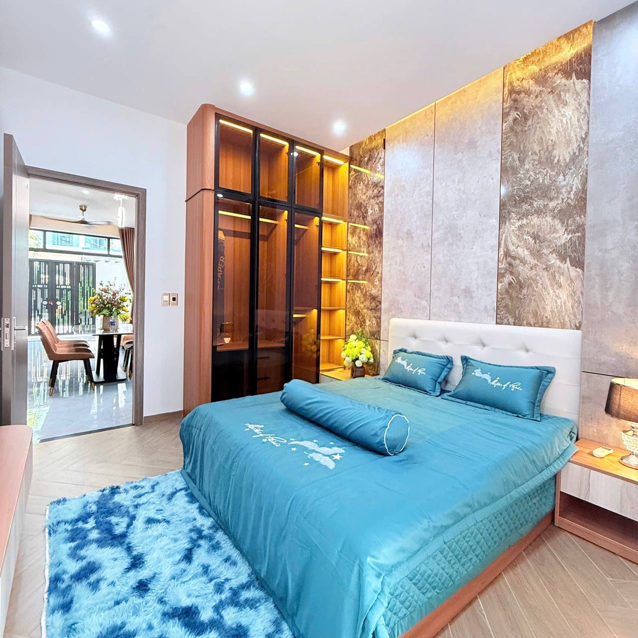 photo_2025-09-13_19-40-03