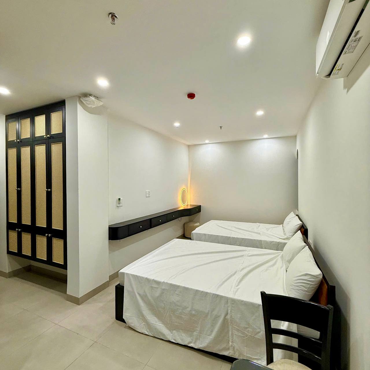 photo_2025-10-12_23-08-40