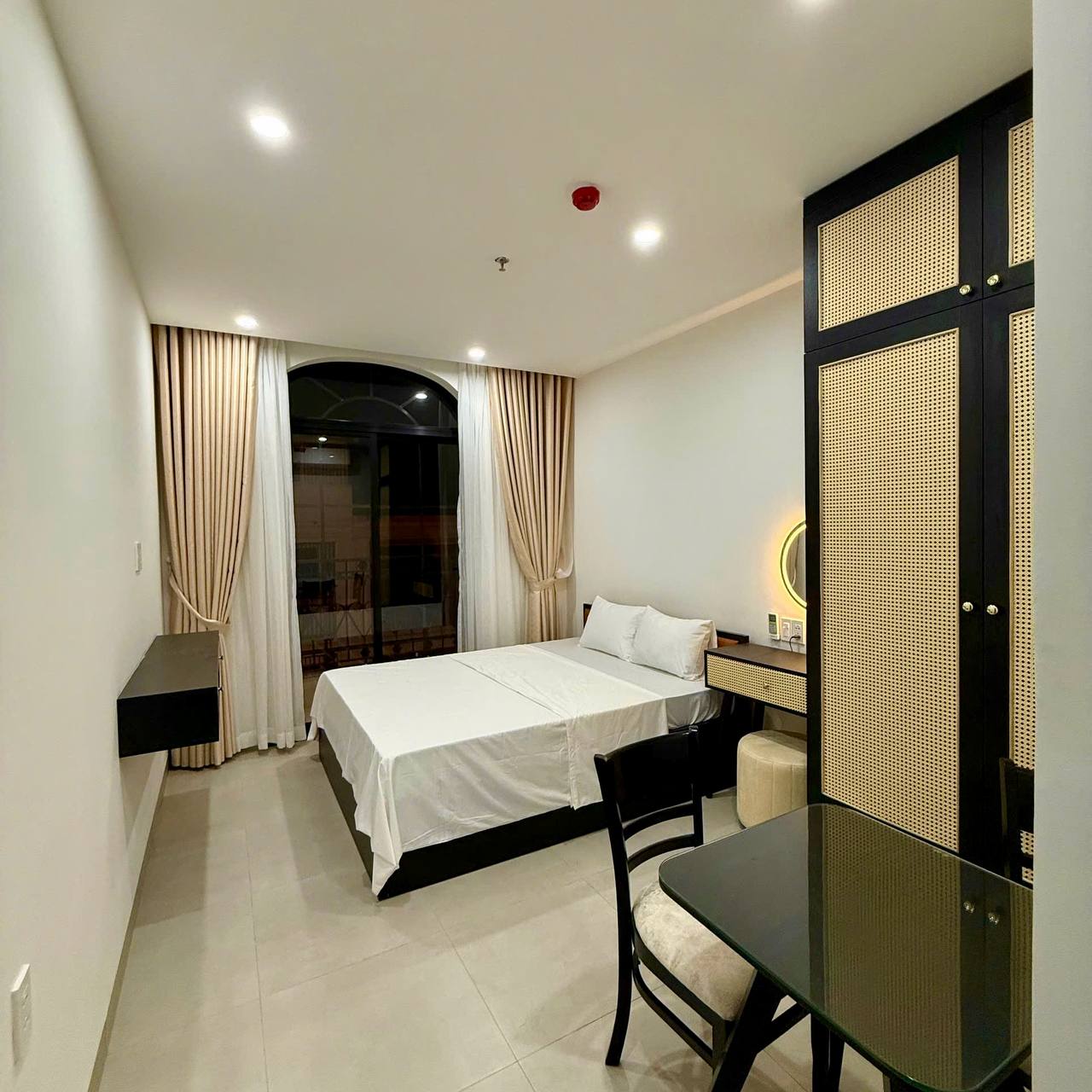 photo_2025-10-12_23-09-10