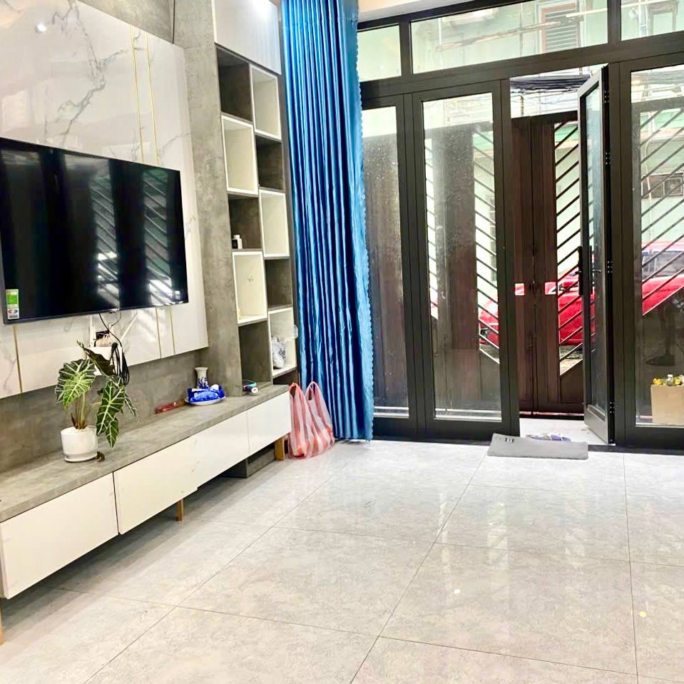 photo_2025-11-10_22-04-26